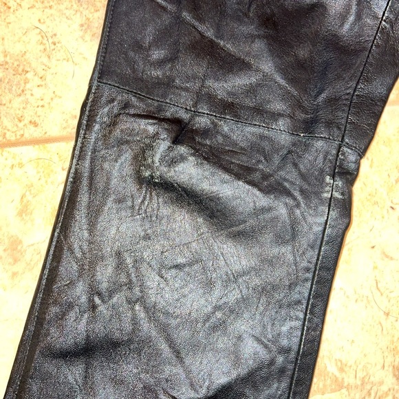 Hugo Buscati LEATHER PANTS with cute front zip size 6 petite straight leg soft - Picture 4 of 8